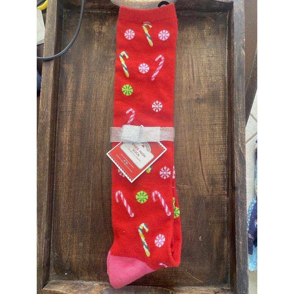 Christmas Knee High Socks Size 4-10 Candy Canes